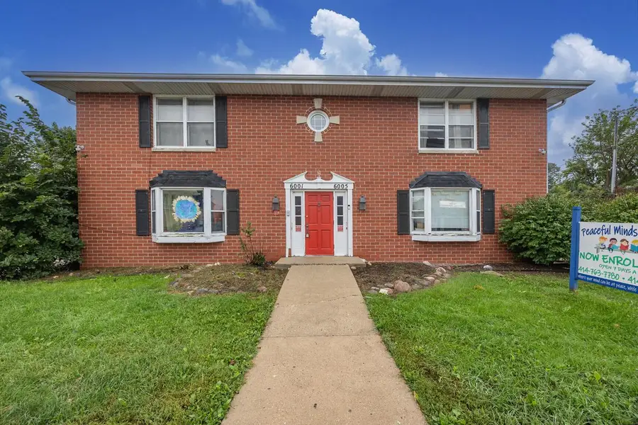 6001 W North AVENUE #6005, Wauwatosa, WI 53213 - #2