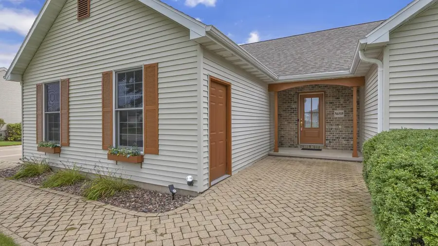 N6519 Canterbury LANE, Fond Du Lac, WI 54937 - #3