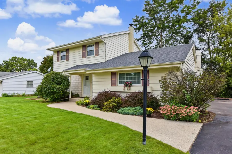 14000 W Wilbur DRIVE, New Berlin, WI 53151 - #2