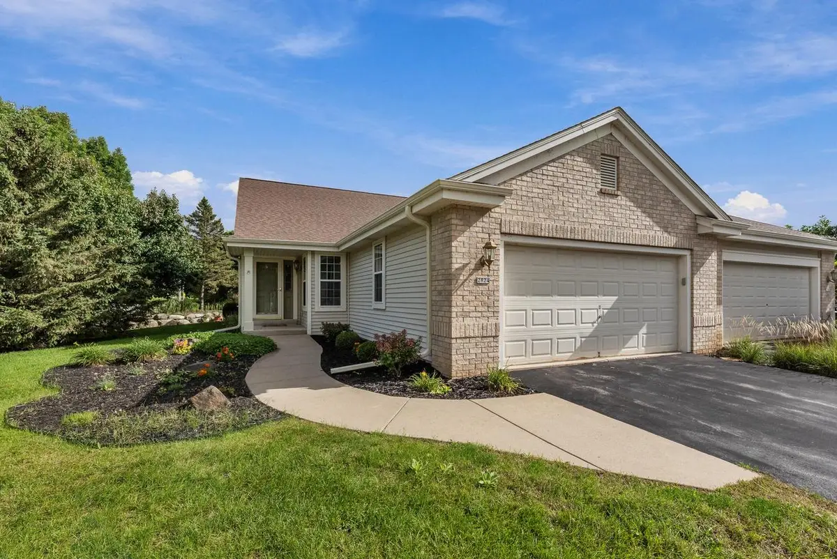 2824 Raintree LANE, Waukesha, WI 53189 - #1
