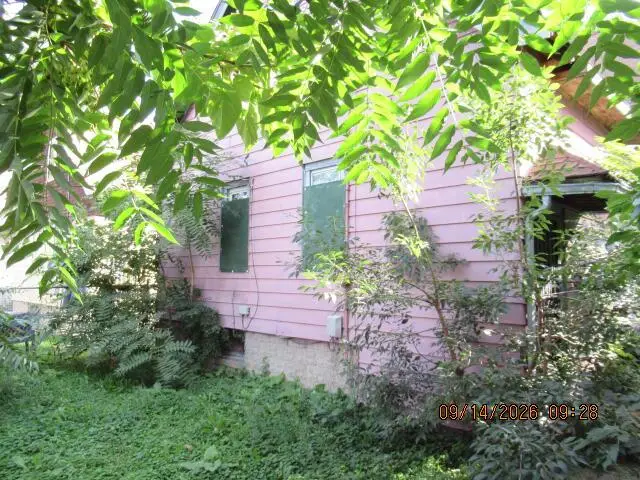 3931 N 24th PLACE, Milwaukee, WI 53206 - #3