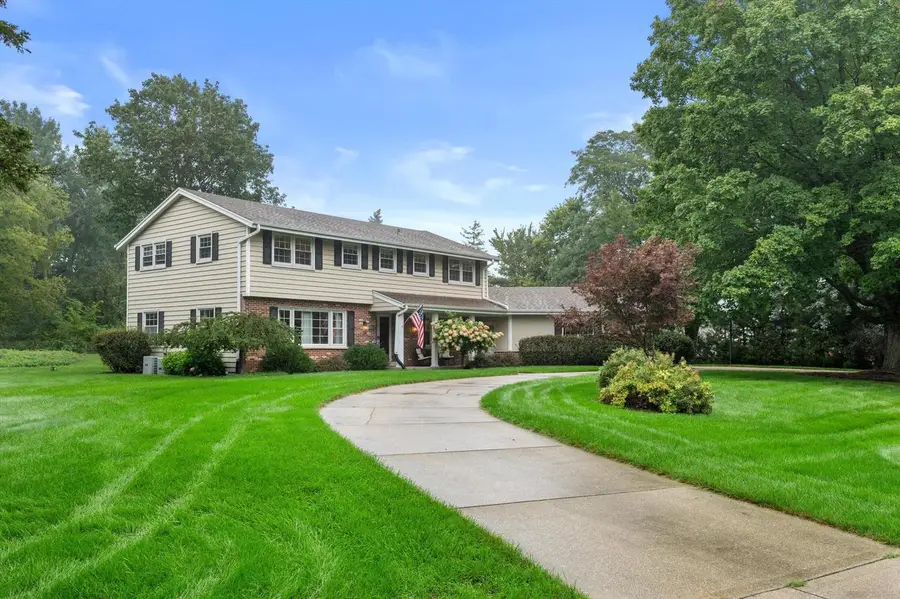 16040 Siesta LANE, Brookfield, WI 53005 - #3