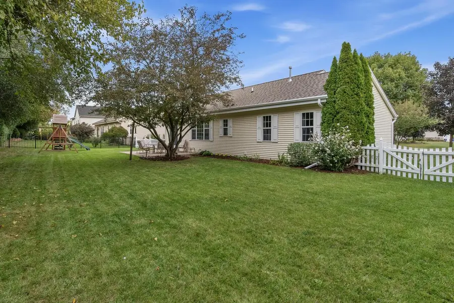 622 Hickory Hollow ROAD, Waterford, WI 53185 - #3