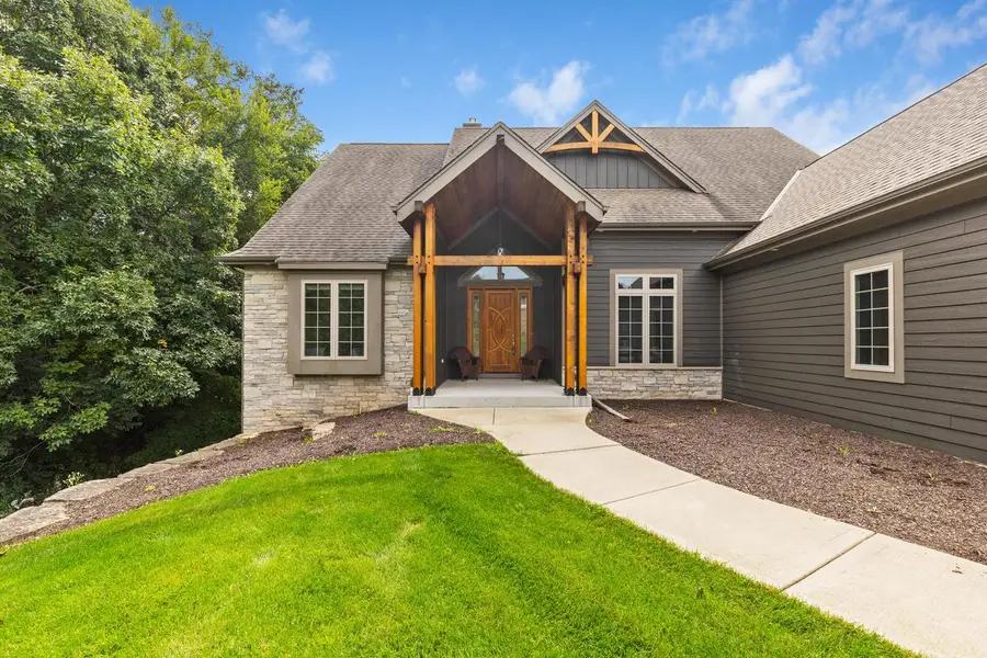 18425 Patti LANE, Brookfield, WI 53045 - #2