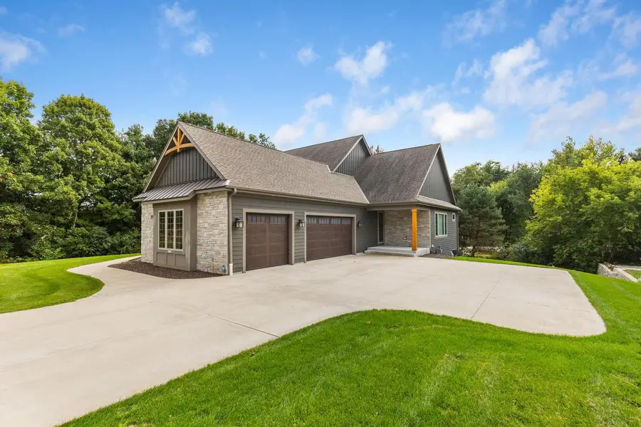 18425 Patti LANE, Brookfield, WI 53045 - #3