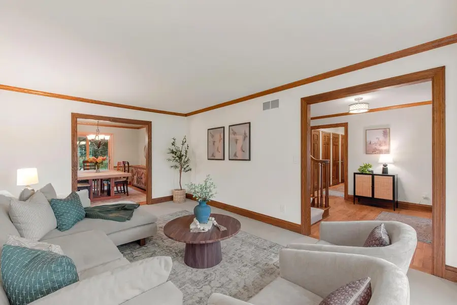 3925 W Sherbrooke DRIVE, Mequon, WI 53092 - #3