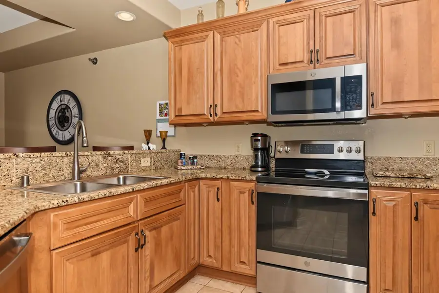 2912 N University DRIVE #202, Waukesha, WI 53188 - #3