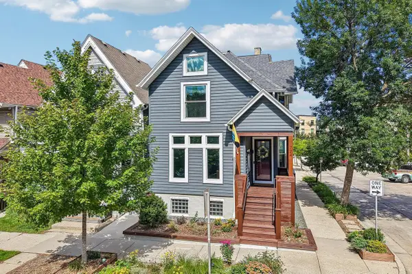 724 E Pearson STREET, Milwaukee, WI 53202