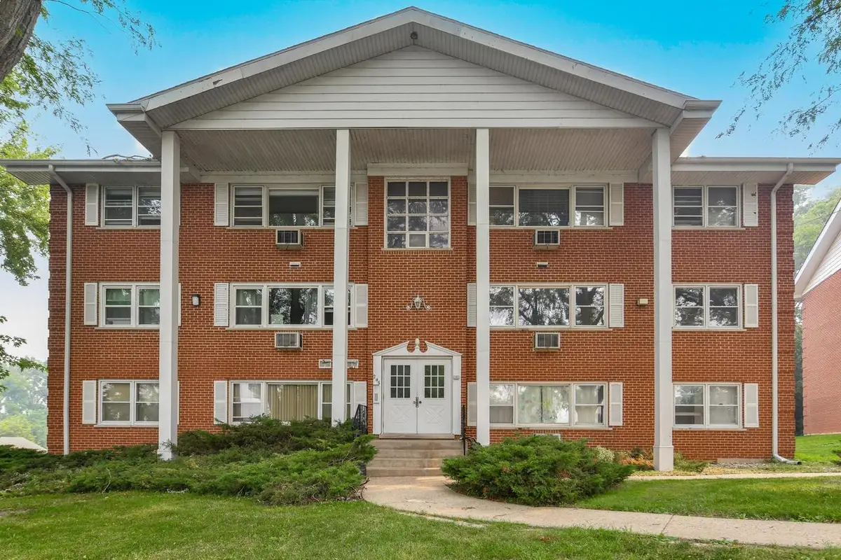 245 Country Club DRIVE #2D, Lake Geneva, WI 53147 - #1