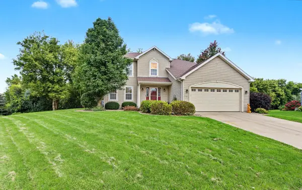 7 Woodridge LANE, Columbus, WI 53925