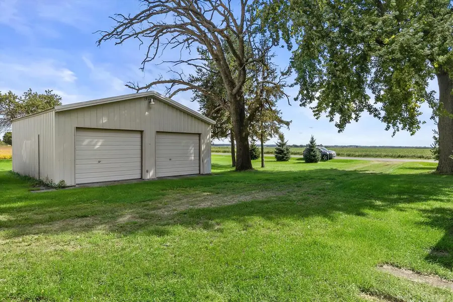 W6738 State Line ROAD, Walworth, WI 53184 - #3