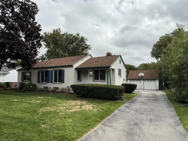 4550 N 103rd STREET, Wauwatosa, WI 53225