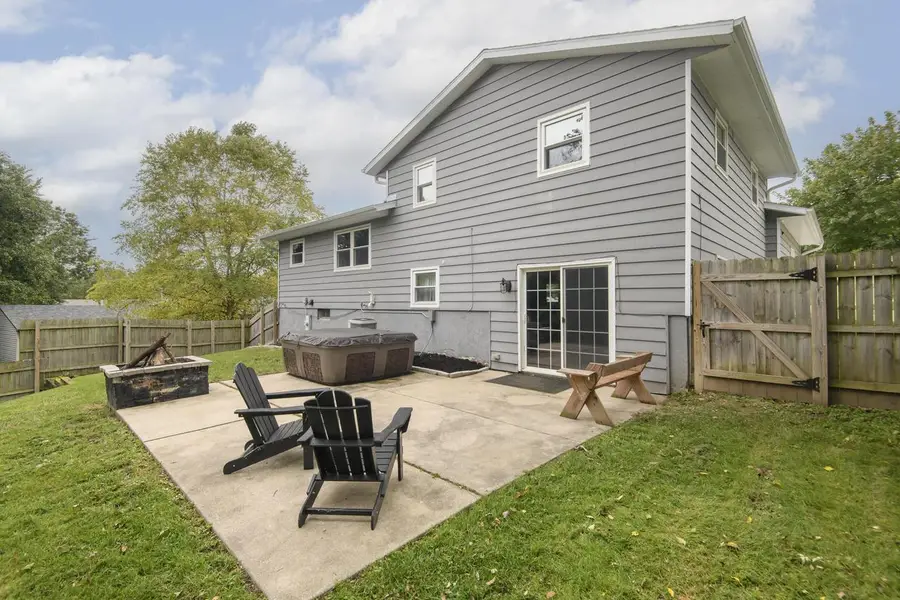 929 Howard STREET, Waukesha, WI 53188 - #3