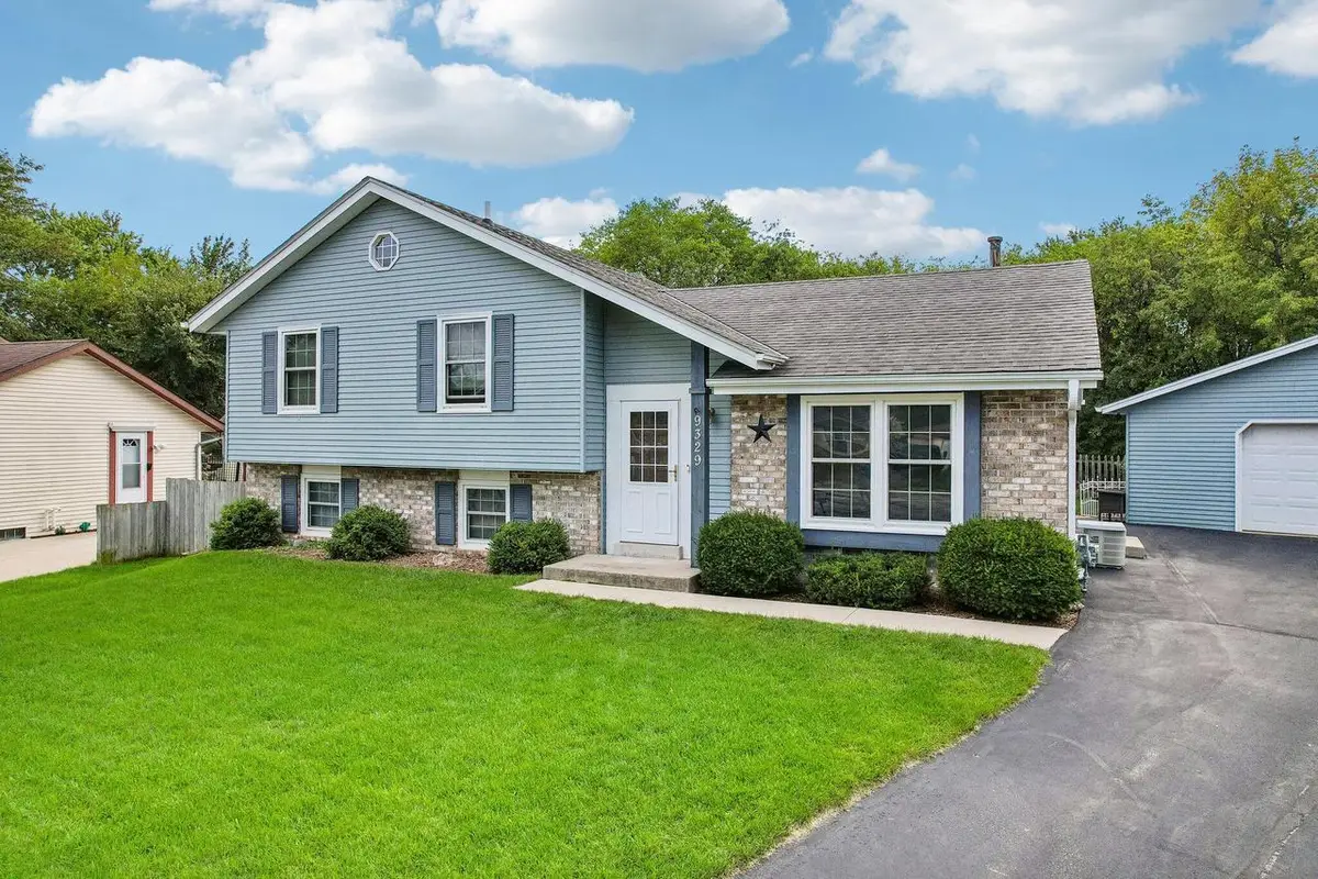 9329 W Fairlane COURT, Milwaukee, WI 53224 - #1