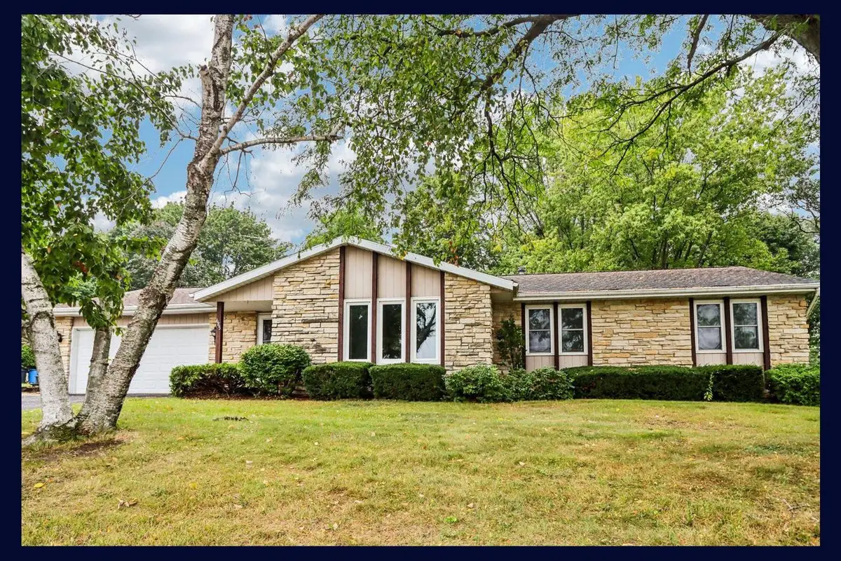 685 Oak DRIVE, Jefferson, WI 53549 - #1