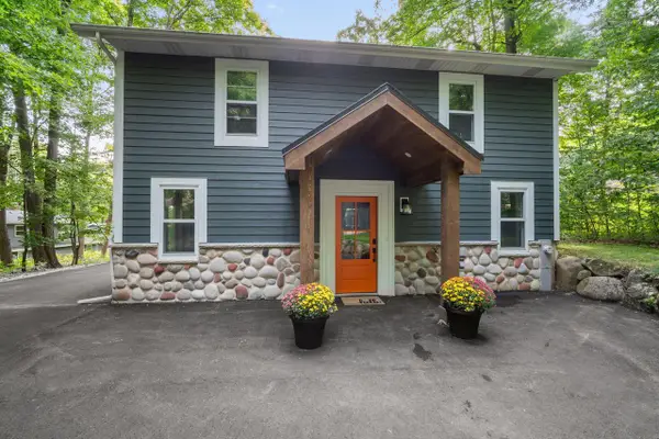 3951 Oak AVENUE, West Bend, WI 53095