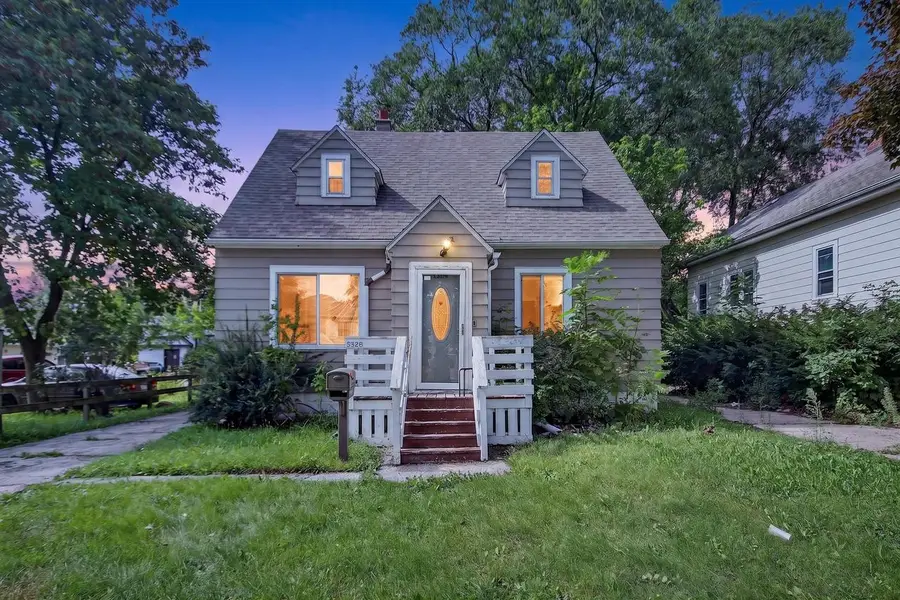 5929 N 37th STREET, Milwaukee, WI 53209 - #3