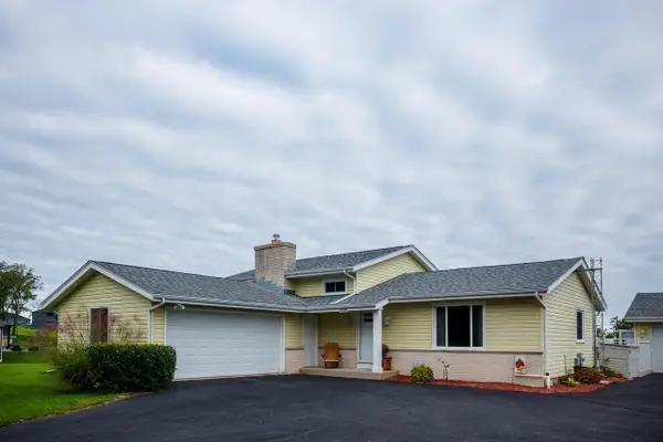 30126 Ketterhagen ROAD, Burlington, WI 53105