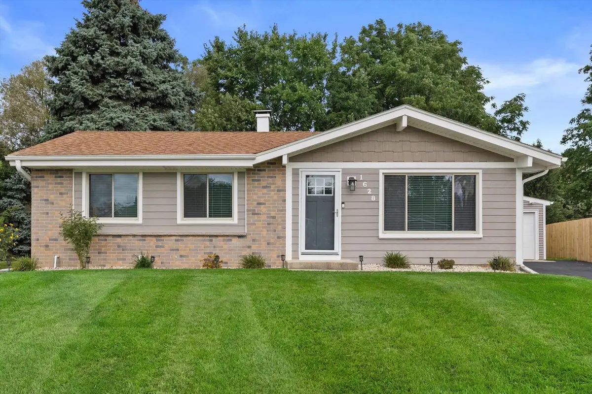 1628 Wiese LANE, Mount Pleasant, WI 53406 - #1