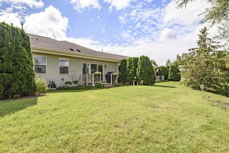 331 Westside AVENUE #3, Mukwonago, WI 53149 - #2