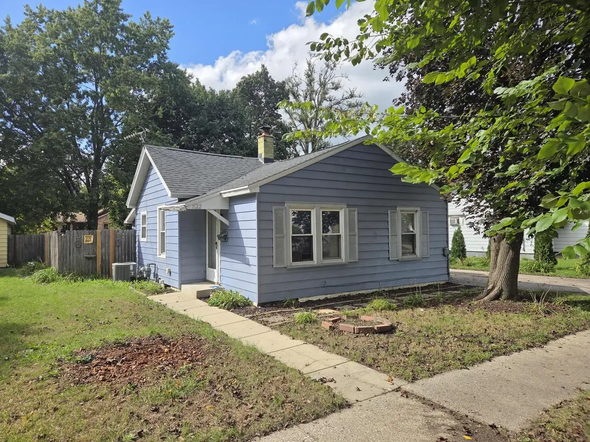 1122 Cleveland STREET, Beloit, WI 53511 - #1