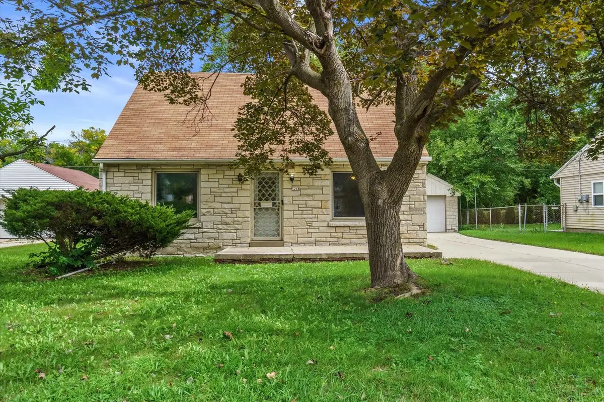 5268 N 60th STREET, Milwaukee, WI 53218 - #1
