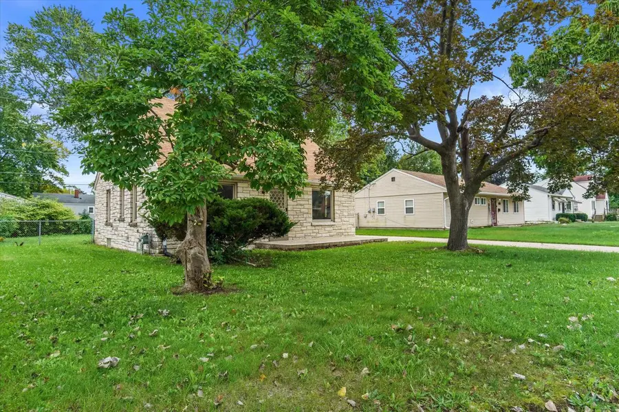 5268 N 60th STREET, Milwaukee, WI 53218 - #3