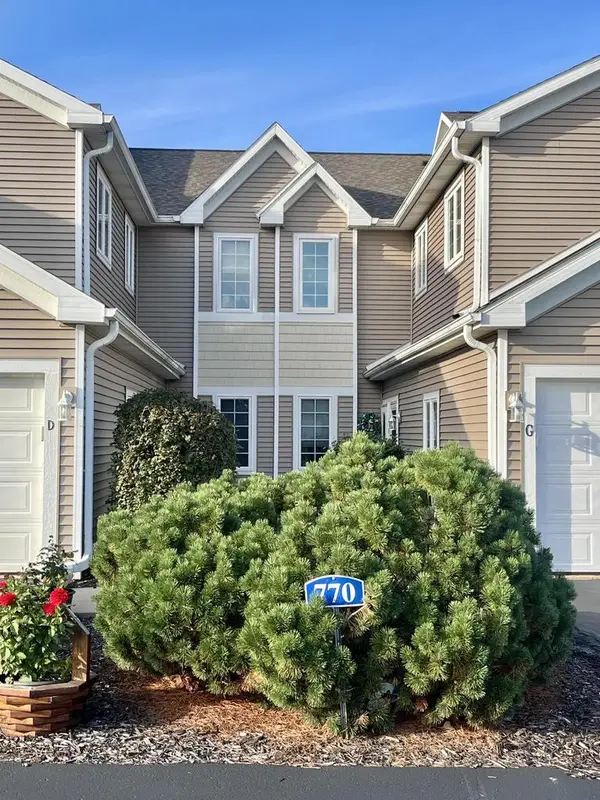 770 Bridlewood DRIVE #6103E, Hartford, WI 53027