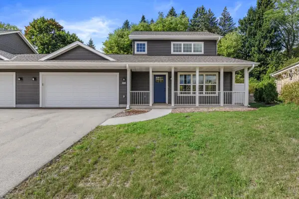 1914 N River DRIVE, West Bend, WI 53090