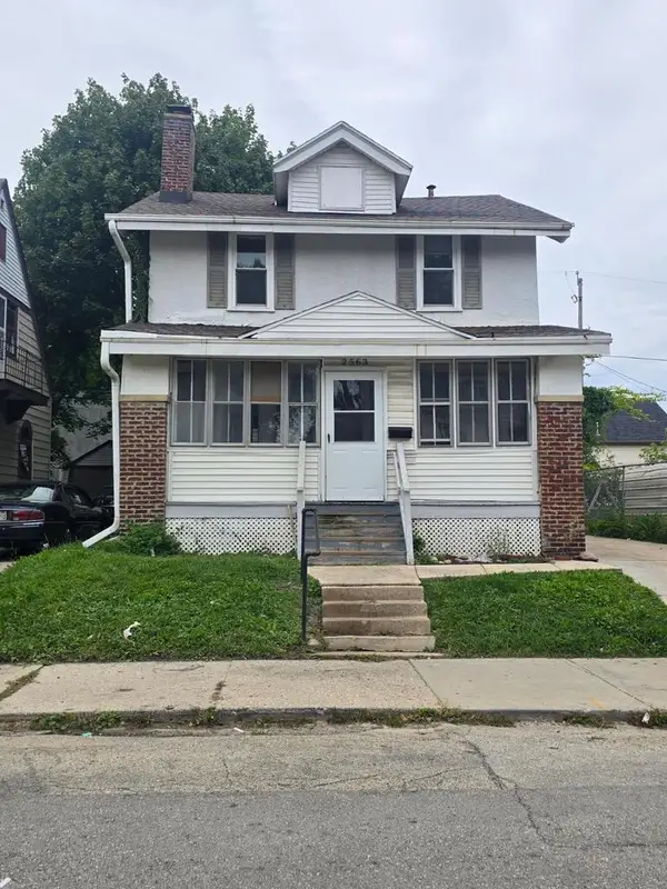 2563 N Hubbard STREET, Milwaukee, WI 53212