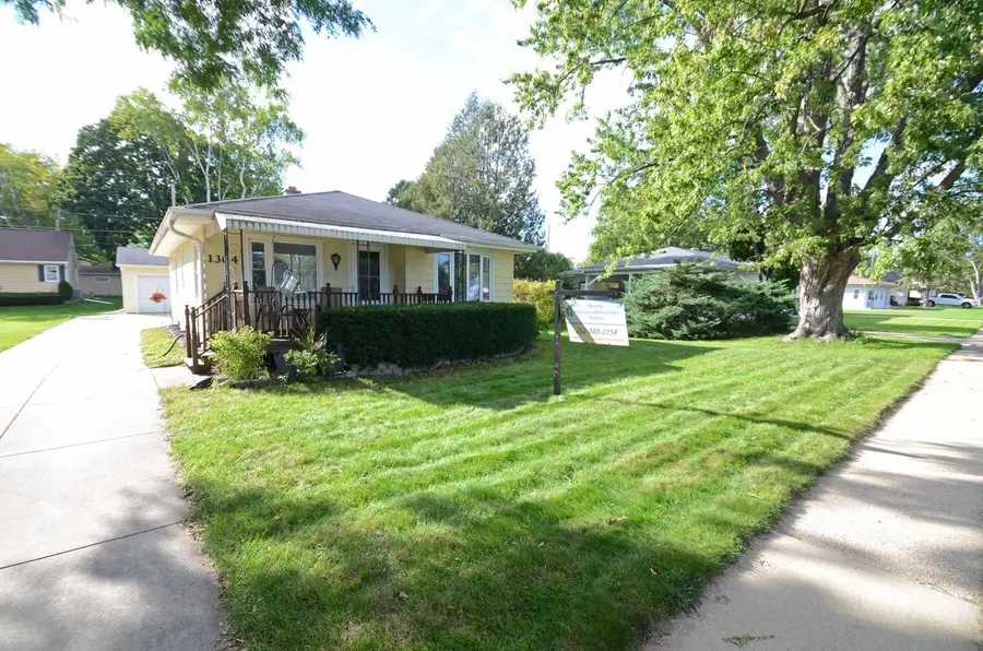 1304 Center STREET, Watertown, WI 53098 - #2