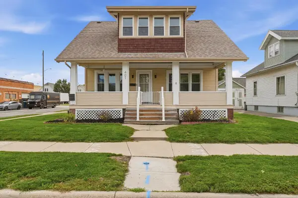 401 S 3rd STREET, Watertown, WI 53094