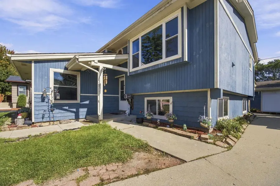 1336 S 92nd STREET, West Allis, WI 53214 - #2
