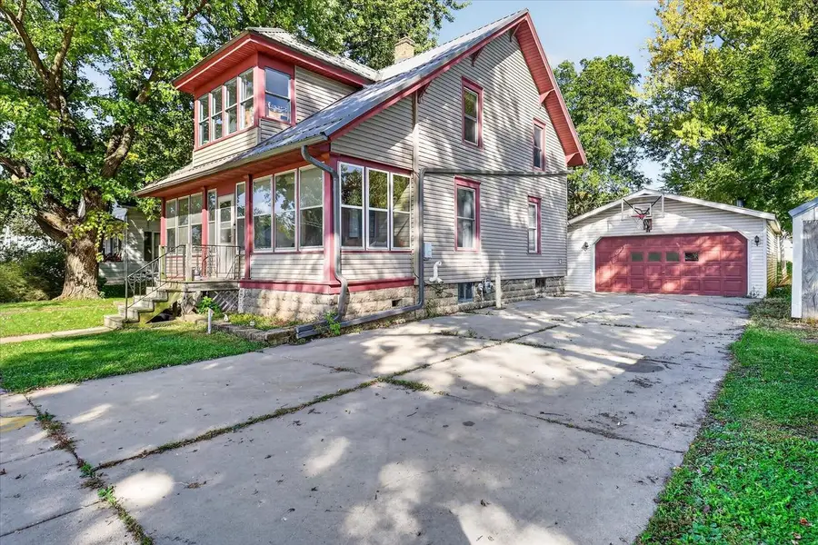 107 E First STREET, Cambria, WI 53923 - #2