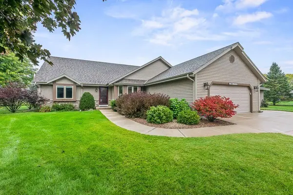 S79W15520 Foxboro PLACE, Muskego, WI 53150