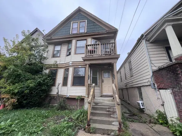 1560 W Becher STREET, Milwaukee, WI 53215