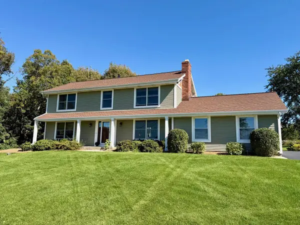 W227S7710 Oakview DRIVE, Big Bend, WI 53103