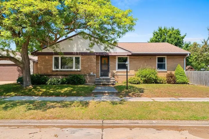 2012 34th STREET, Two Rivers, WI 54241 - #1