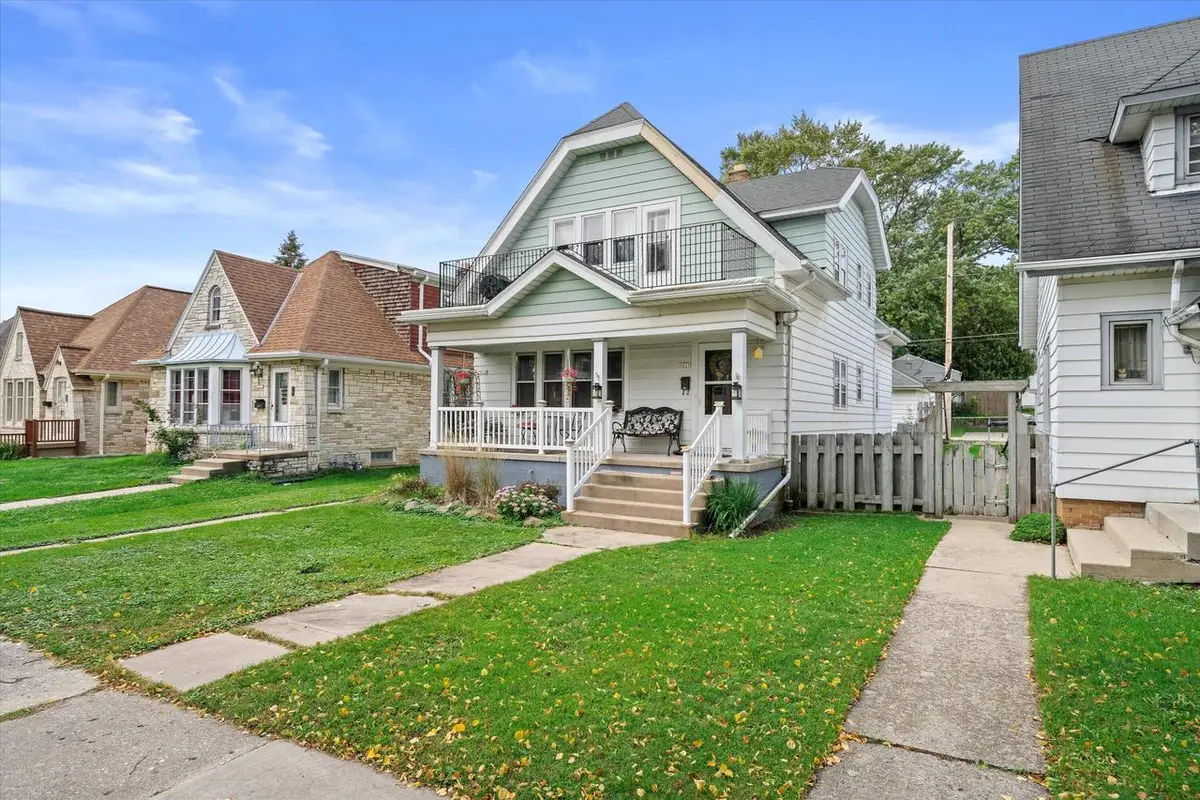 3021 S 48th STREET, Milwaukee, WI 53219 - #1
