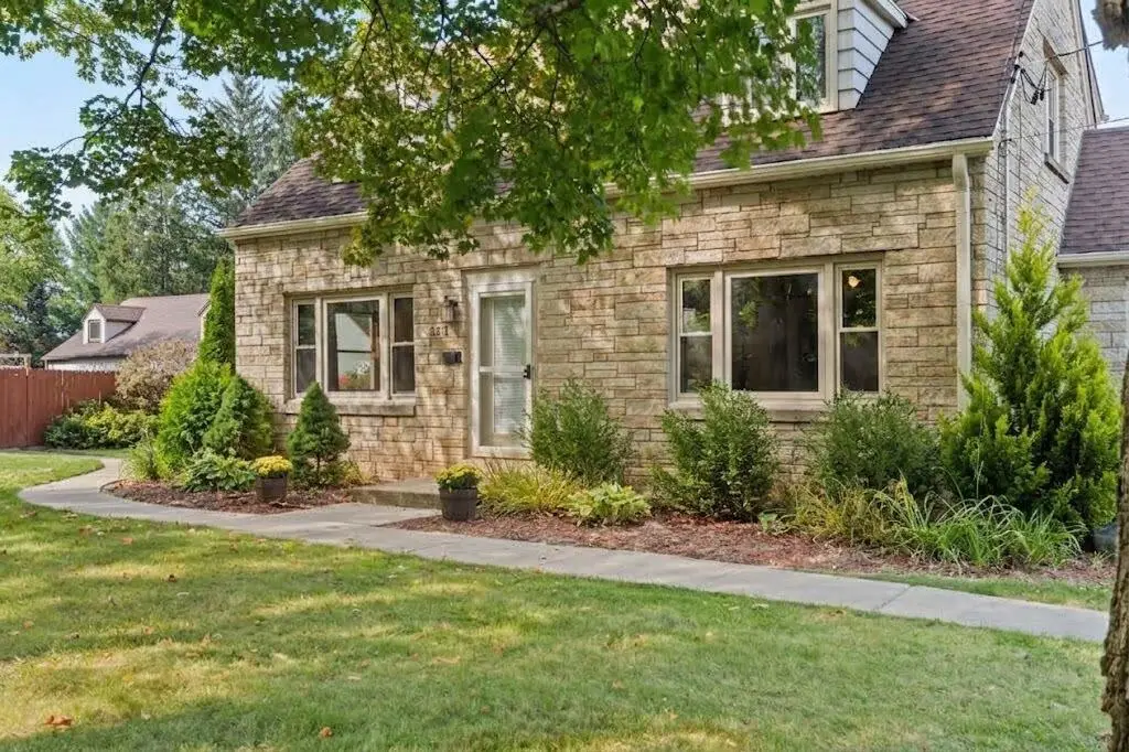 12312 W McShane ROAD, Franklin, WI 53132 - #1