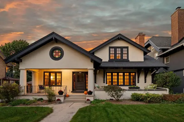 2508 E Beverly ROAD, Shorewood, WI 53211