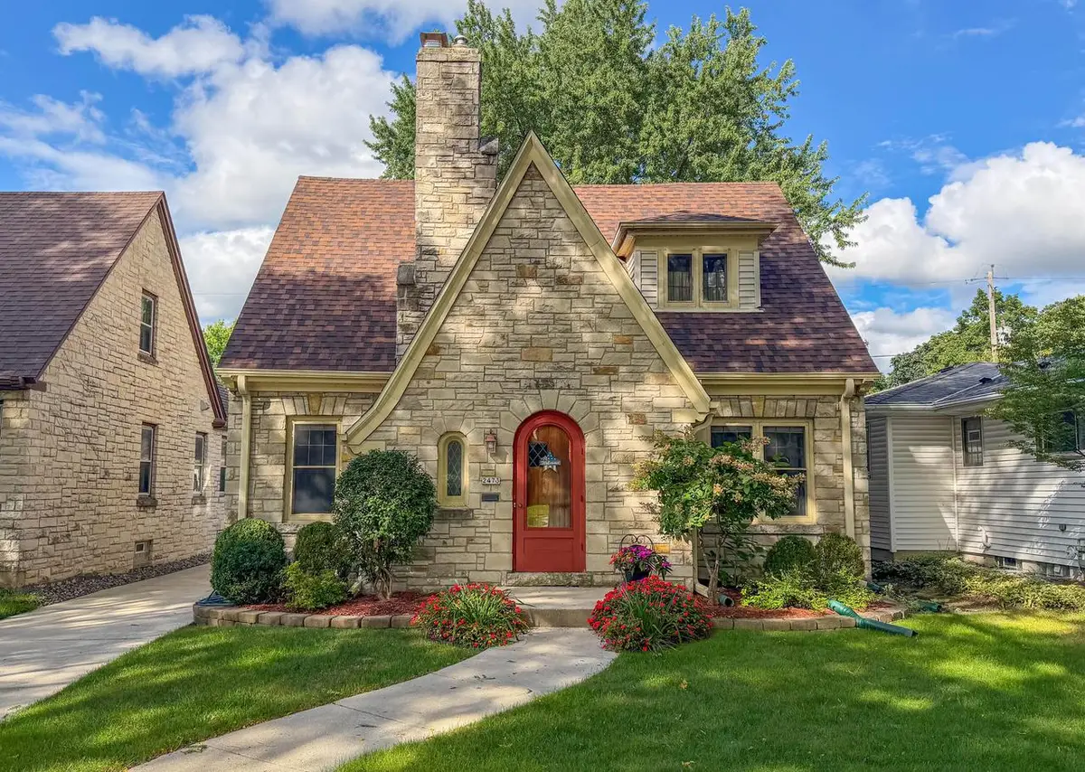 2473 N 84th STREET, Wauwatosa, WI 53226 - #1