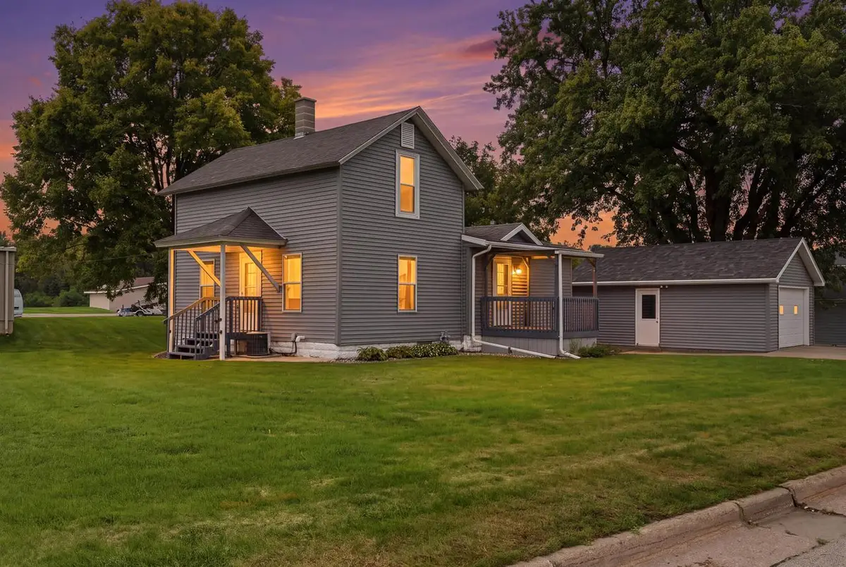 112 Wall STREET W, Holmen, WI 54636 - #1