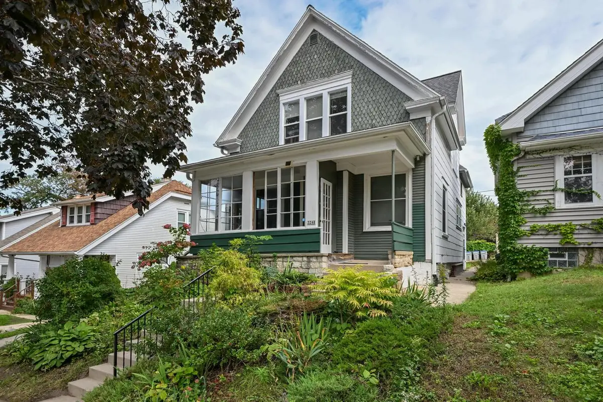 3248 S Delaware AVENUE, Milwaukee, WI 53207 - #1