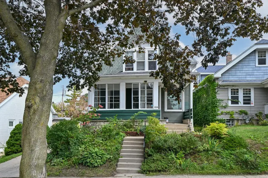 3248 S Delaware AVENUE, Milwaukee, WI 53207 - #2