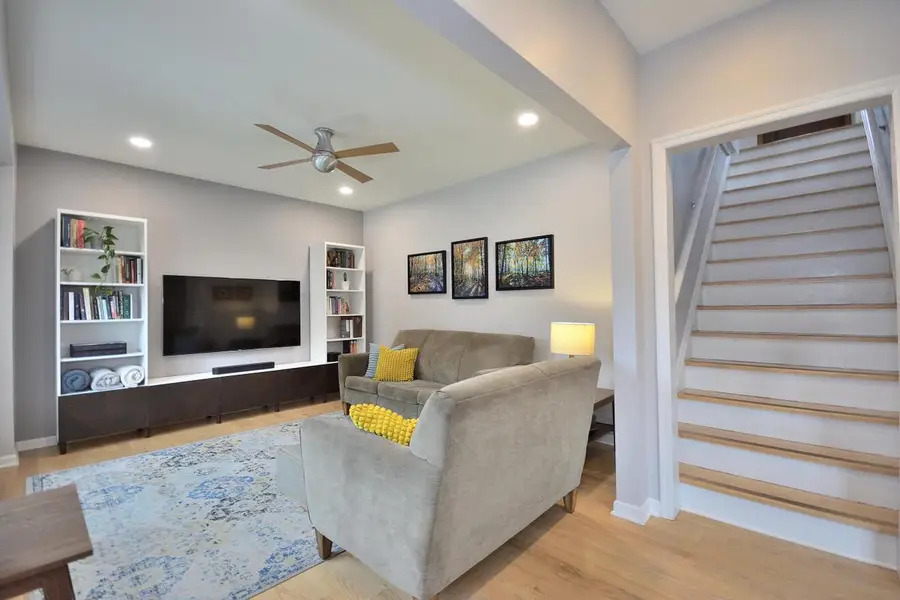 2806 S Austin STREET, Milwaukee, WI 53207 - #3