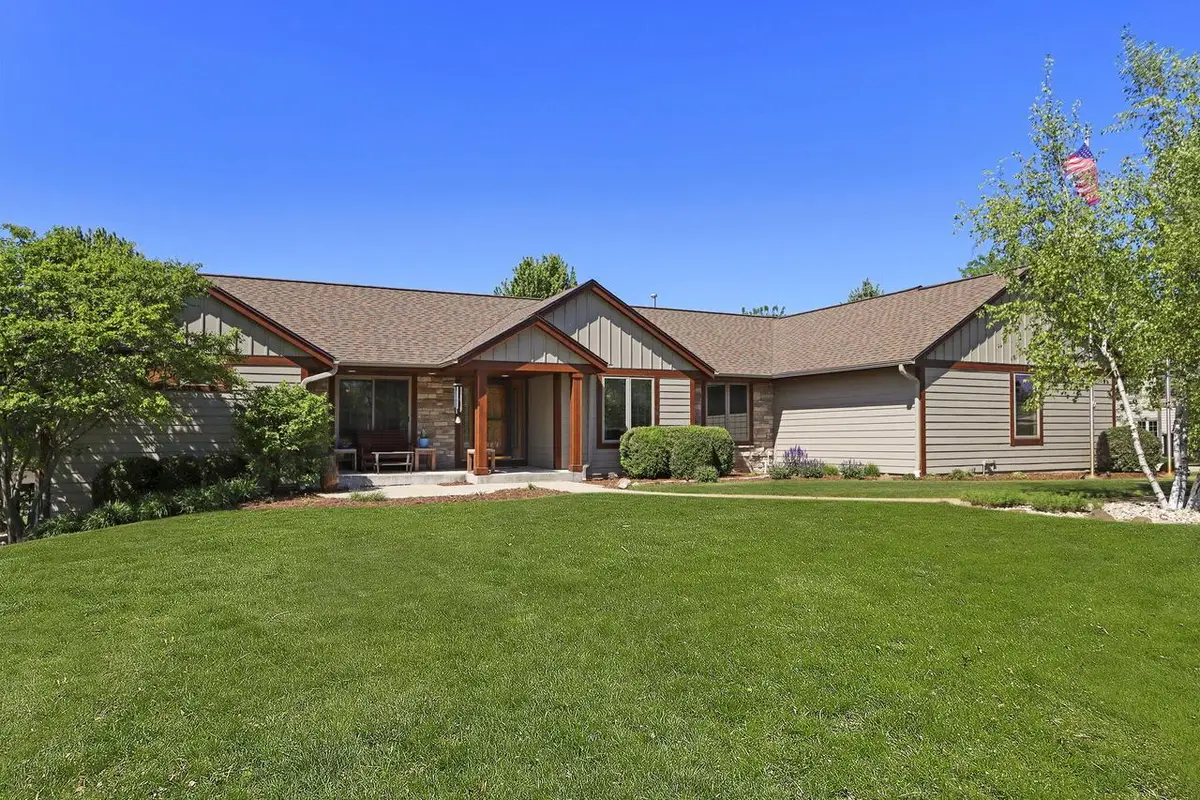 6724 Horseshoe TRAIL, Burlington, WI 53105 - #1