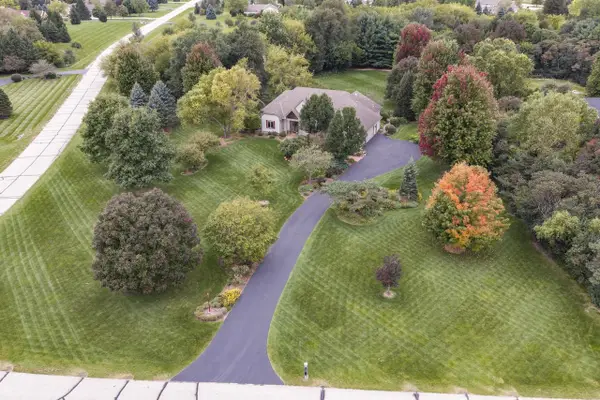 W347S9485 Jericho COURT, Eagle, WI 53119