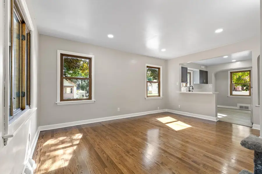 337 S 65th STREET, Milwaukee, WI 53214 - #3