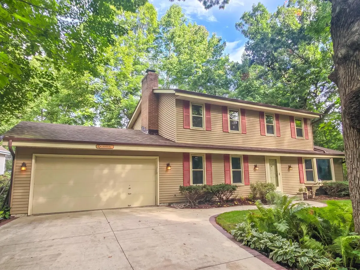 N27w22212 Shadywood COURT, Waukesha, WI 53186 - #1